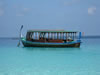 la tipica barca maldiviana il DHONI